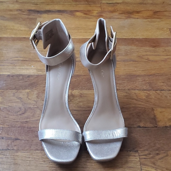 Calvin Klein Metallic Platform Sandal - Picture 2 of 9